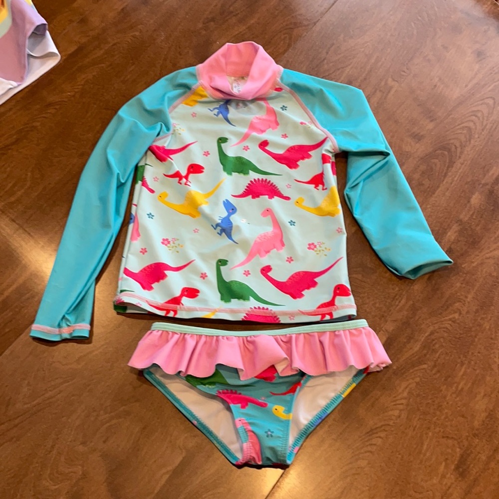 Swimsuit with long sleeve rash guard top